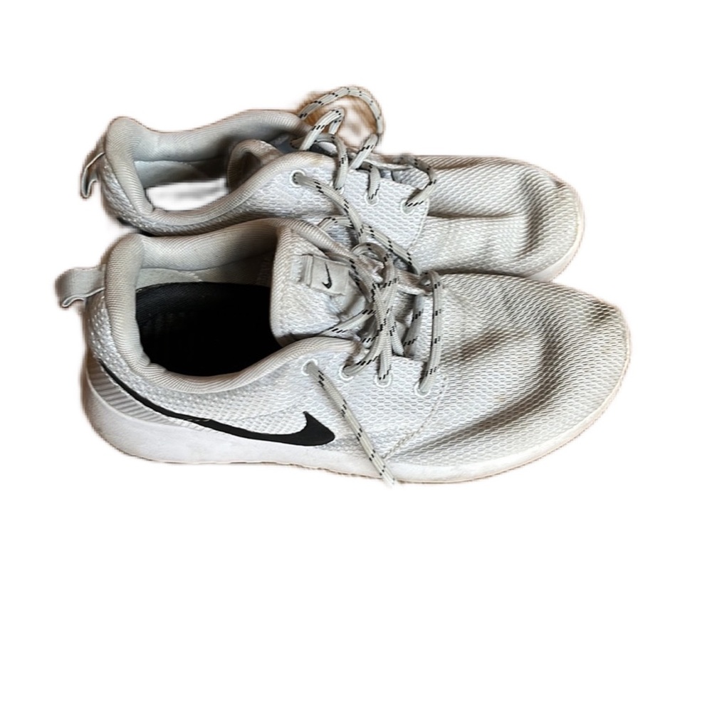 Nike size 7.5